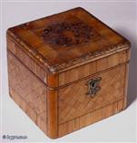 TC119: A Mid 19th century Continental Straw work single  tea caddy. Circa 1850.